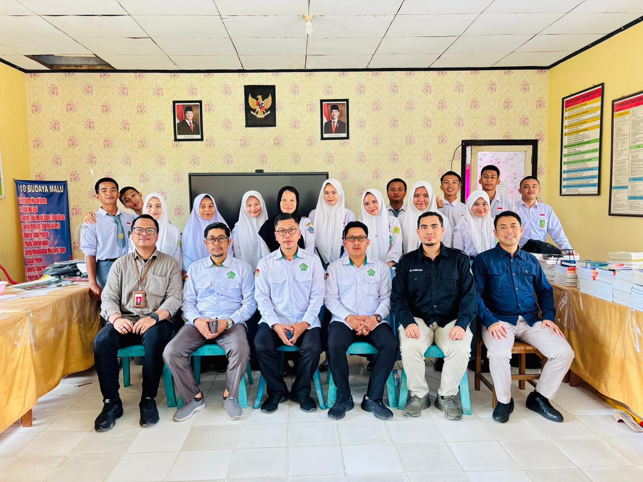 Sosialisasi Camaba di SMA Muhammadiyah Ratatotok